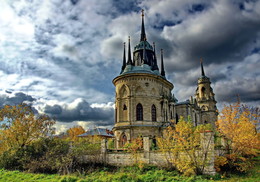 Church of Our Lady of Vladimir with. Bykovo / ***
