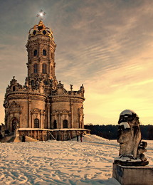 Dubrovitzy Manor and the Church of Holy Virgin / ***