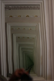Magic Mirrors / ***