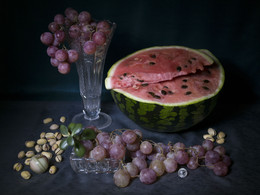 Sketch with watermelon and grapes / ***
