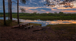 Evening on the river / ***