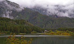 At the foot of the mountains ... / ***