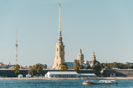 View of the Peter and Paul Fortress. / ***