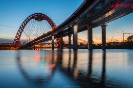 Scenic Bridge / ***