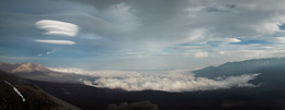 The sky above Alushta / ***