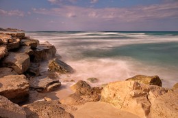 Stones and sea / ***