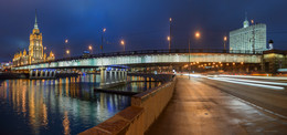 Novoarbatsky bridge. / ***
