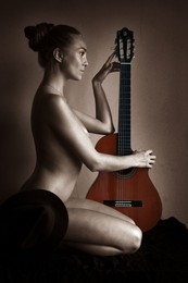 Girl with guitar / ***
