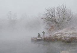 Fishing in November / ***