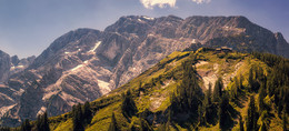 Morning in the mountains / ***