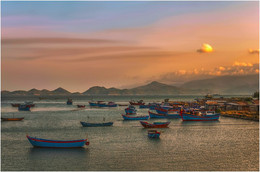 Vietnamese flotilla. Phan Rang. / ***