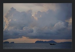 fisherman and clouds. 2015 / Island Koh lanta
music: Bliss -Reveal
http://www.youtube.com/watch?v=lJDgKcoIKjk