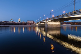 Novospassky bridge / ***