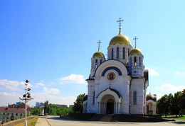 Church of St. George / ***