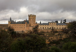 Alcazar Castle in Segovyii / ***
