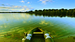 On the evening fishing / ***