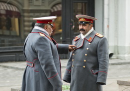 I - Stalin! And who are you?! / ***