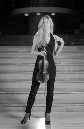 violinist Elena / 2015