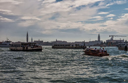 Venetian Lagoon / ***