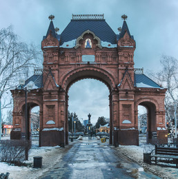 Alexander's triumphal arch. / ***