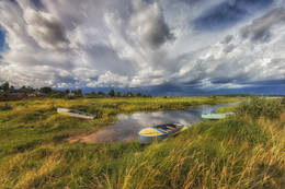 Before the storm / ***
