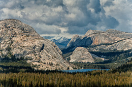 Lake Yosemite / ***