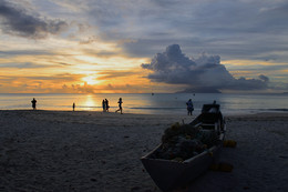 &nbsp; / Sonnenuntergang in Beau Vallon, Mahé, Seychellen