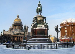 St. Isaac&#39;s Square / ***