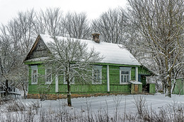 Lonely house / ***