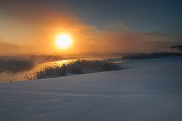 Winter dawn / ***