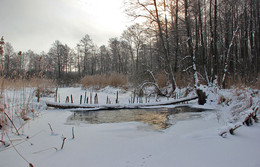 On the winter river / ***