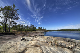 Ladoga lake / ***