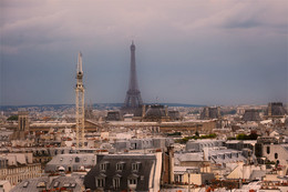 Roofs of Paris / ***