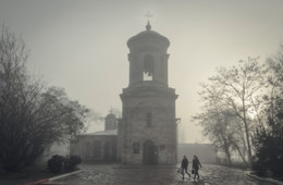Foggy morning. / ***
