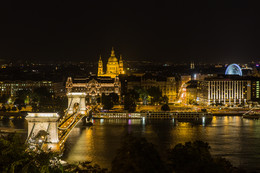 Budapest / ***