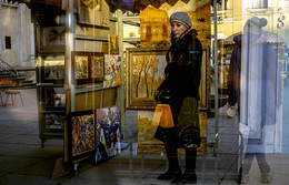 Weekday Nevsky Avenue / Saint Petersburg