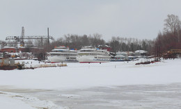 Encountering dawn. / ***