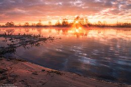 Early morning. / ***