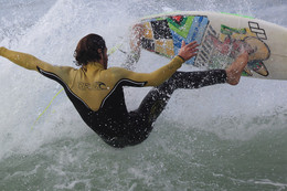 Surfing / ....
