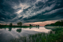 Walnut Lake / ***
