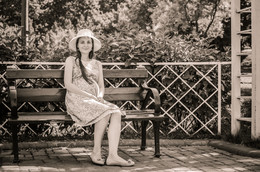 The Unbearable Lightness of Being / ***