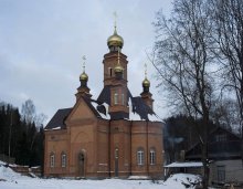 golden domes / ***