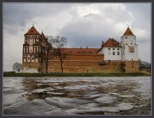 Mir Castle / ******