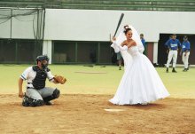 Bride baseball / ***