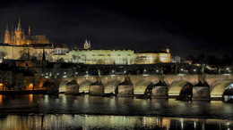 Night Prague / ---