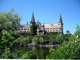 Castle / ***