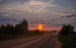 The road into the sunset / ***