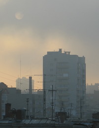 The city wakes up / ***
