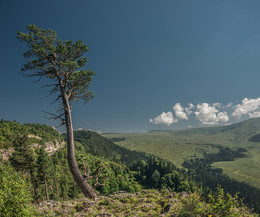 Plateau Lago - Naki / ***