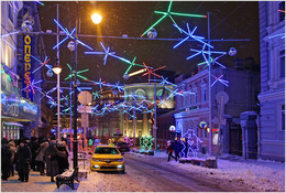 the city does not sleep / ***